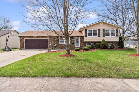 705 Arrowhead Dr, Sidney, OH 45365