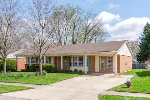 19 Laurelgrove Dr, Union, OH 45322