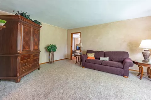 4600 Wing View Ln, Kettering, OH 45429 photo 7