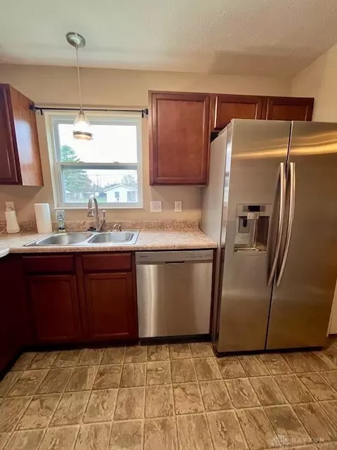 1967 Erika Dr, Springfield, OH 45503 photo 9