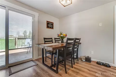 Dining - 1655 Titus Rd, Springfield, OH 45502 photo 3 of 4