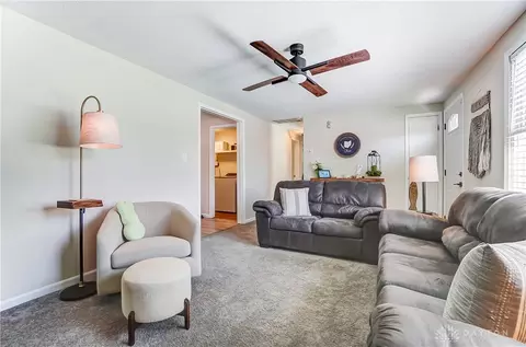 Living - 1655 Titus Rd, Springfield, OH 45502 photo 6 of 7