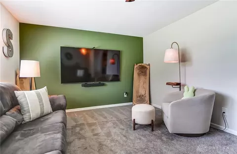 Living - 1655 Titus Rd, Springfield, OH 45502 photo 3 of 7