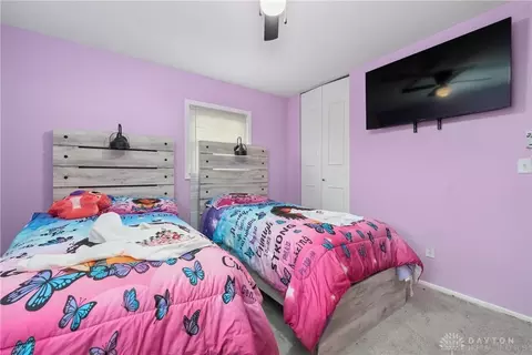 Bedroom - 1968 Portage Path, Springfield, OH 45506 photo 2 of 5