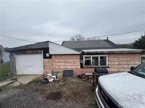 5225 N Front St, Covington, OH 45318