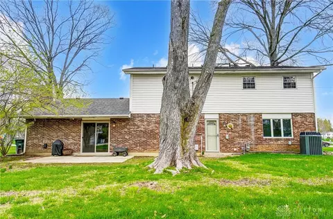 Exterior - 984 E Rahn Rd, Dayton, OH 45429 photo 3 of 8