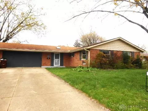 442 Coronado Dr, Fairborn, OH 45324