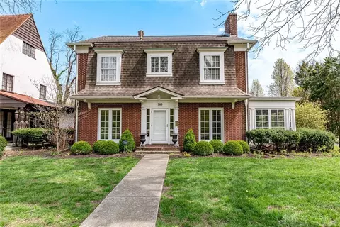 200 Squirrel Rd, Dayton, OH 45405