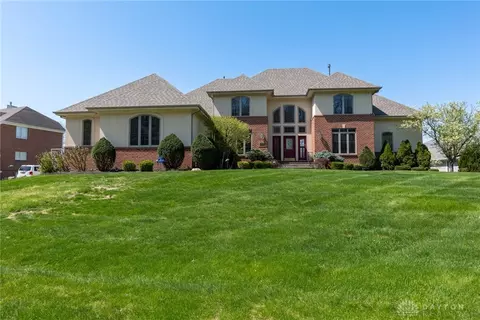 950 Olde Sterling Way, Dayton, OH 45459