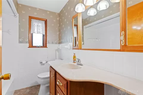 Bath - 3750 Maryknoll Dr, Kettering, OH 45429 photo 1 of 3