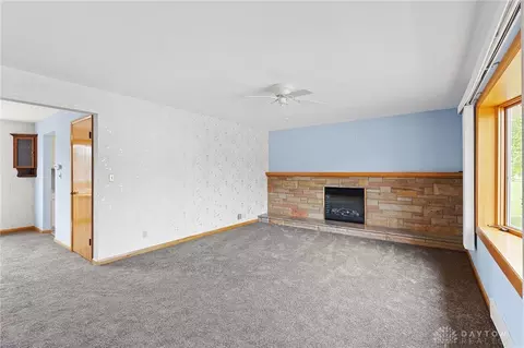 Living - 3750 Maryknoll Dr, Kettering, OH 45429 photo 1 of 5