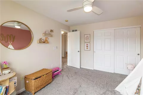 Bedroom - 1356 Tecumseh Dr, Maineville, OH 45039 photo 6 of 8