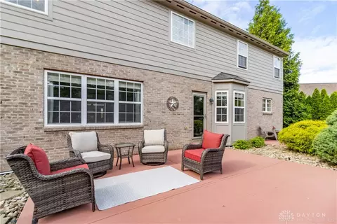 Exterior - 1356 Tecumseh Dr, Maineville, OH 45039 photo 3 of 9