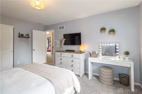 Bedroom - 1356 Tecumseh Dr, Maineville, OH 45039 photo 3 of 8