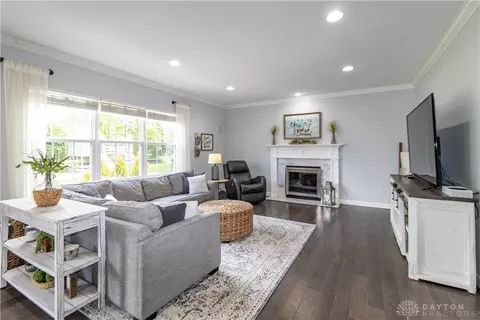 Living - 1356 Tecumseh Dr, Maineville, OH 45039 photo 1 of 2