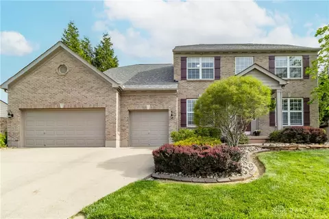 Exterior - 1356 Tecumseh Dr, Maineville, OH 45039 photo 2 of 9