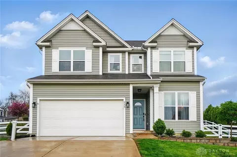 536 Lake Front Dr, Lebanon, OH 45036