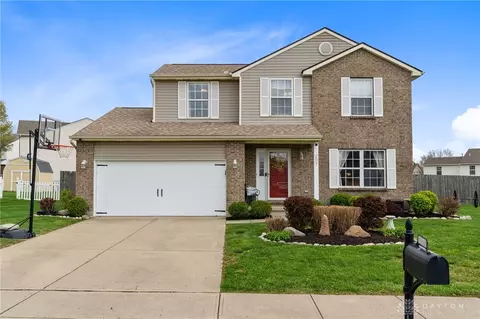 207 Sagebrush Dr, Clayton, OH 45315