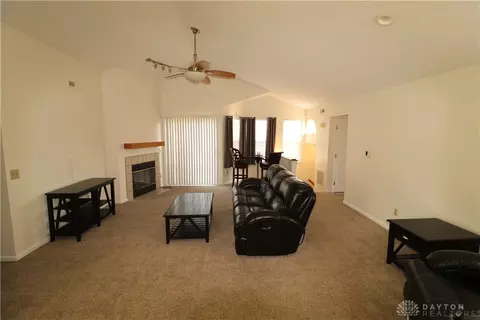 Living - 158 Queens Xing, Centerville, OH 45458 photo 2 of 5