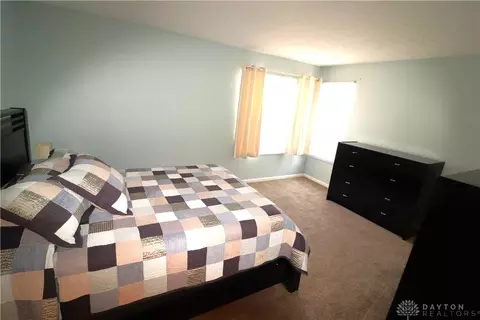 Bedroom - 158 Queens Xing, Centerville, OH 45458 photo 2 of 4