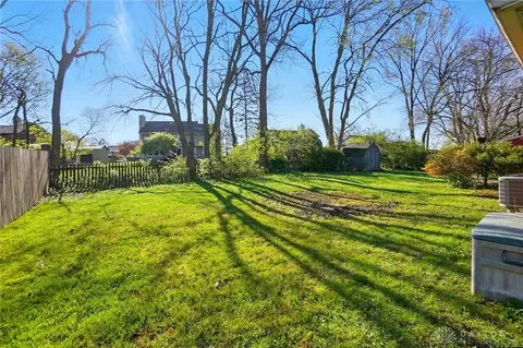 Exterior - 80 Clearview Dr, Springboro, OH 45066 photo 5 of 6