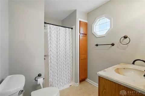 Bath - 80 Clearview Dr, Springboro, OH 45066 photo 1 of 4