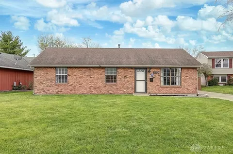 754 Louise Dr, Xenia, OH 45385