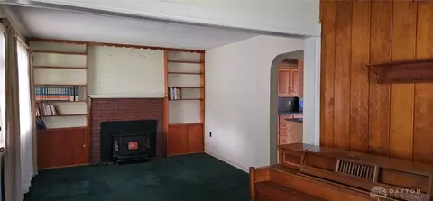 Living - 305 S Ada Doty St, Gratis, OH 45330 photo 2 of 5