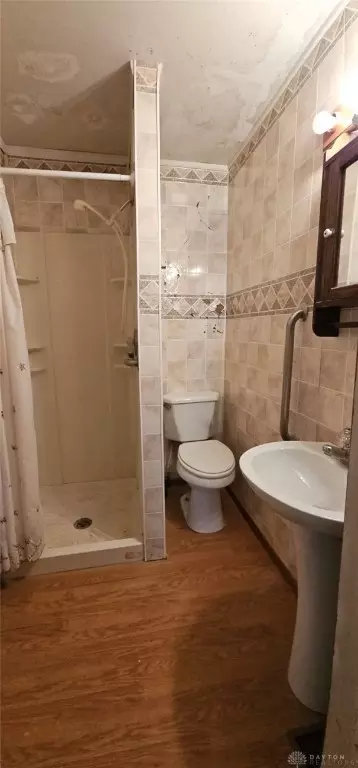 Bath - 305 S Ada Doty St, Gratis, OH 45330 photo 1 of 3