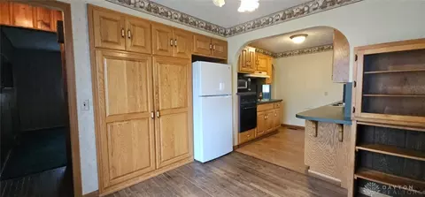 Kitchen - 305 S Ada Doty St, Gratis, OH 45330 photo 2 of 3