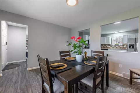 Dining - 11488 Newgate Ln, Forest Park, OH 45240 photo 2 of 2
