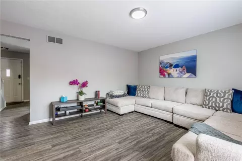 Living - 11488 Newgate Ln, Forest Park, OH 45240 photo 3 of 3