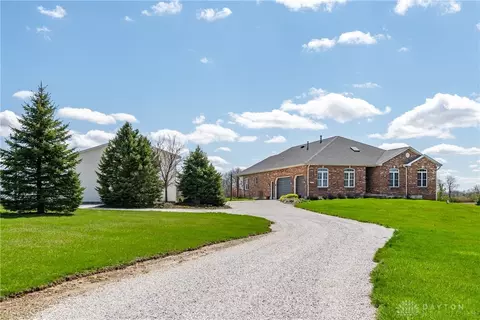 2230 E Peterson Rd, Troy, OH 45373