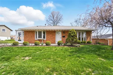 115 Hoak Dr, Fairborn, OH 45324