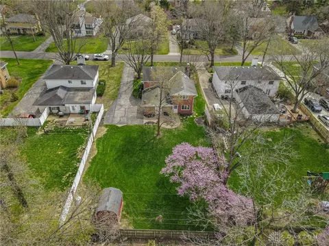 View/Area - 417 Chatham Dr, Kettering, OH 45429 photo 3 of 5