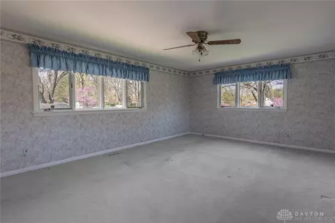 Bedroom - 417 Chatham Dr, Kettering, OH 45429 photo 7 of 9