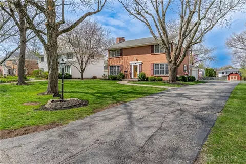 Exterior - 417 Chatham Dr, Kettering, OH 45429 photo 13 of 14
