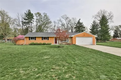 5142 Glenmina Dr, Dayton, OH 45440