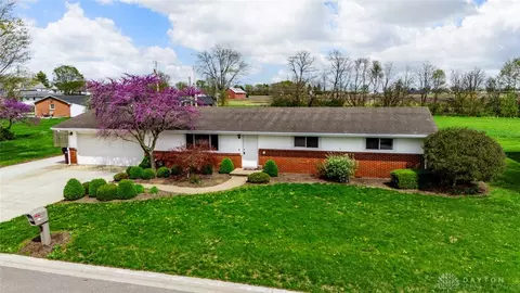 109 S Long St, Pleasant Hill, OH 45359