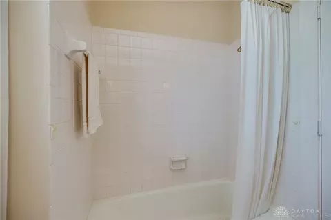 7758 Normandy Ln, Centerville, OH 45459 photo 32