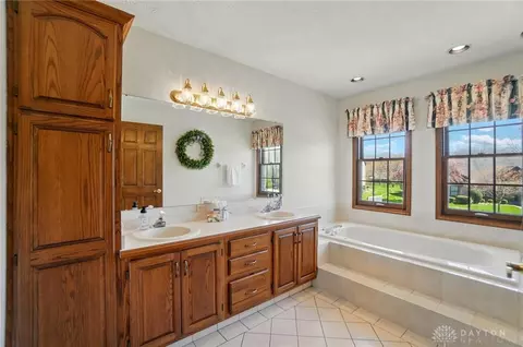 Bath - 2241 Briggs Rd, Centerville, OH 45459 photo 2 of 5