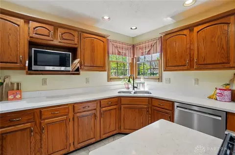 Kitchen - 2241 Briggs Rd, Centerville, OH 45459 photo 5 of 8