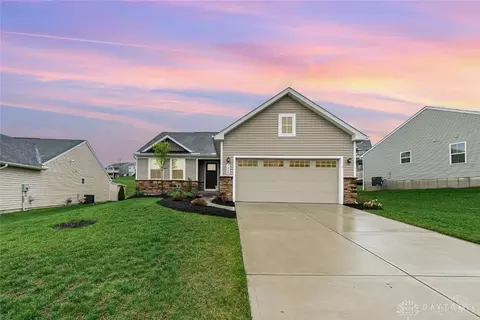 5688 Woodcreek, Middletown, OH 45042