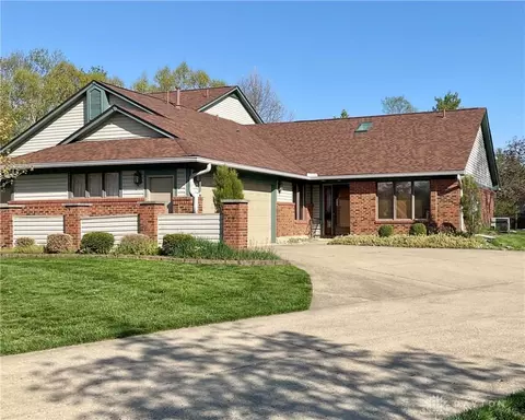 4488 Bucksport Ct, Kettering, OH 45440