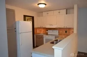 3966 Covington Dr, Springfield, OH 45503 photo 6