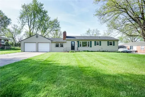 4811 Betsy Dr, Franklin, OH 45005