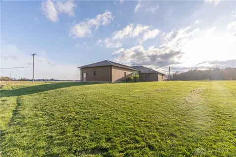 Exterior - 1898 Creekside Ct, Sidney, OH 45365 photo 9 of 10