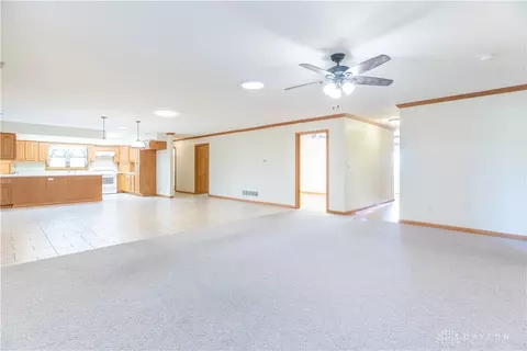 Living - 1898 Creekside Ct, Sidney, OH 45365 photo 2 of 10