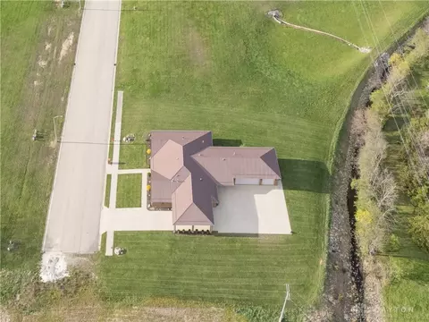 View/Area - 1898 Creekside Ct, Sidney, OH 45365 photo 7 of 7