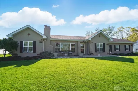 2202 La Grange Rd, Dayton, OH 45431